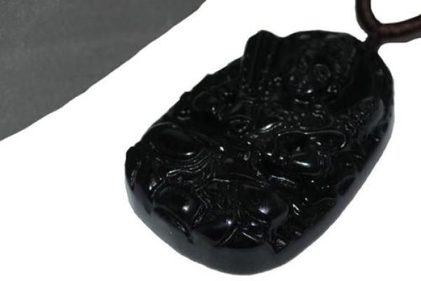 万木叶中苦最多是什么生肖 万木叶中苦最多生肖查询