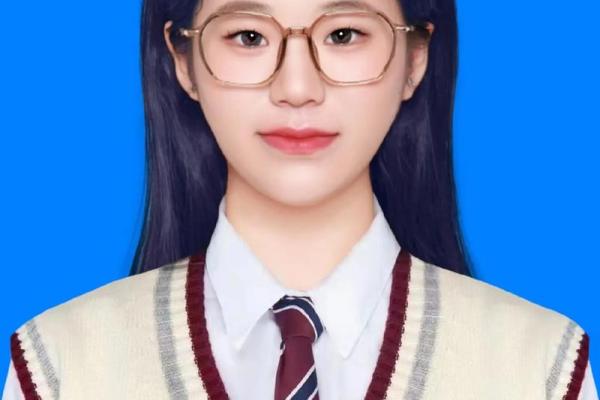 白衣天使象征什么生肖与职业关联解析